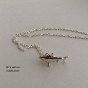 Ocean Shark Fish 3D Minimalist Nature Charm Necklace w 18 inch Chain New!